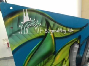 Neues Lastenrad in Chorweiler: Der coole ChorRider ist unterwegs - mit Bürgerstiftungs-Logo