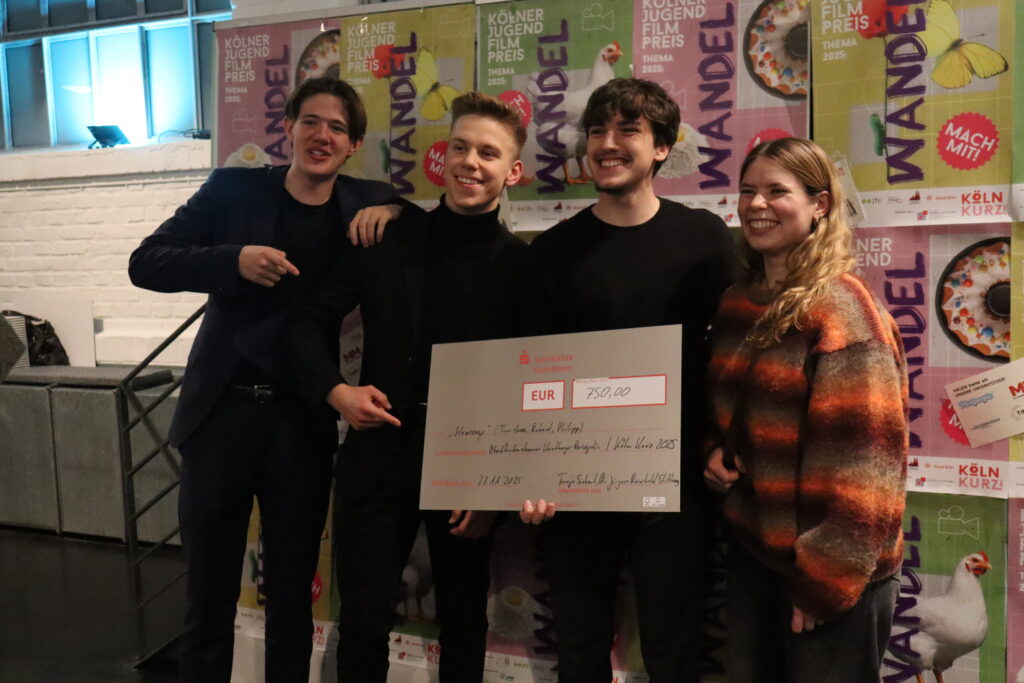 Platz 2 „Memory“ / Mitwirkende: Robert, Jakob, Wolfgang, Tim-Luca, Joshua, Seraphina und Philipp